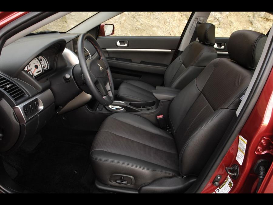  Mitsubishi Galant 2009 года  (фото 18 из 98)